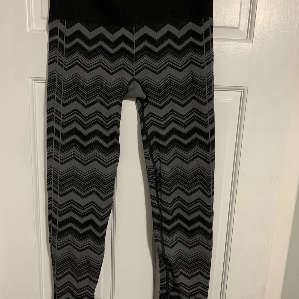Knit zig zag lululemon leggings